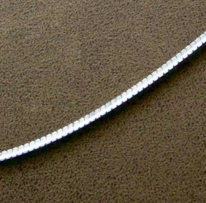 زنجیر ونزو با آبکاری طلا سفید کد cv01