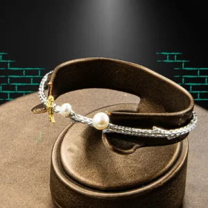 دستبند مروارید نقره پرورشی با آبکاری طلا کد WB-60 نمای نزدیک