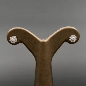 گوشواره نقره نگین‌دار طرح گل | کد WE-4