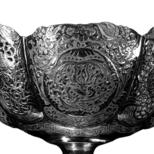 کشکول و آجیل خوری پایه دار نقره 84 عیار طرح گل و مرغ کد SK-5 - نمای نزدیک