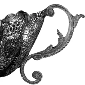 کشکول و آجیل خوری پایه دار نقره 84 عیار طرح گل و مرغ کد SK-5 نمای دسته