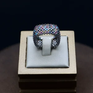 حلقه نگین دار نقره زنانه - طرح پرنس