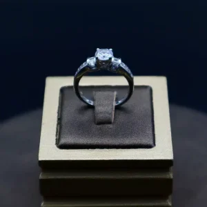 انگشتر نگین دار نقره زنانه - سولیتر