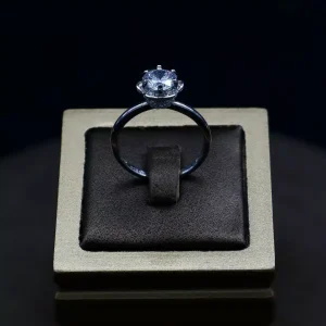 انگشتر نگین دار نقره زنانه - سولیتر