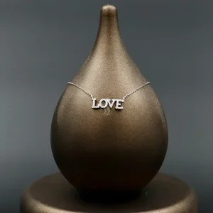 گردنبند نگین دار نقره زنانه - طرح love