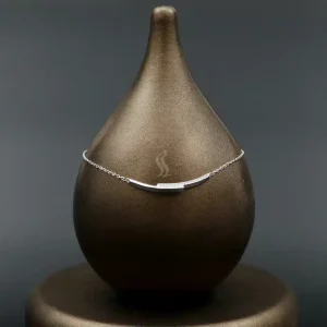 گردنبند نگین دار نقره زنانه - طرح هلال