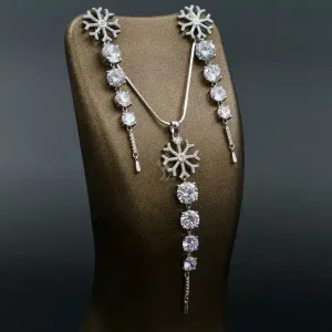 گردنبند نقره زنانه - نگین دار - دو رج کارتیه