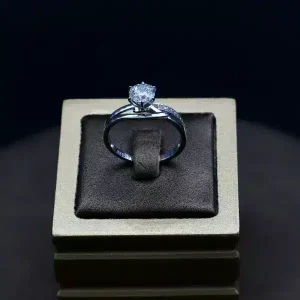 انگشتر نگین دار نقره زنانه - سولیتر