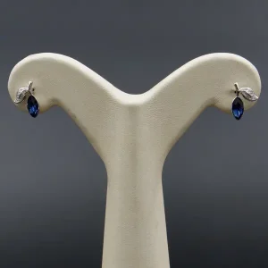 گوشواره نگین دار نقره زنانه - طرح گلبرگ - یاقوت کبود