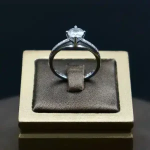 انگشتر نگین دار نقره زنانه - حلقه سولیتر