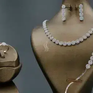 سرویس نگین دار زنانه نقره - طرح گل دایره