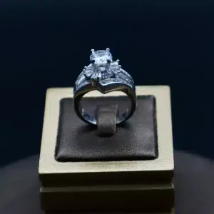 انگشتر نگین دار نقره زنانه - حلقه سولیتر