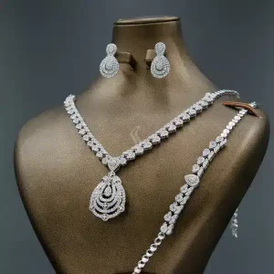 سرویس نگین دار نقره زنانه - طرح ملکه