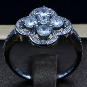 انگشتر نگین دار نقره زنانه - سولیتر