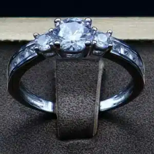 انگشتر نگین دار نقره زنانه - سولیتر