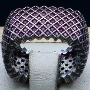 حلقه نگین دار نقره زنانه - طرح پرنس