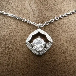 گردنبند نقره زنانه - نگین دار