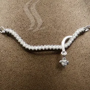 گردنبند نگین دار نقره زنانه - طرح بخیه