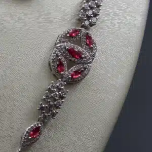 سرویس نگین دار نقره زنانه - یاقوت سرخ - طرح گلبرگ