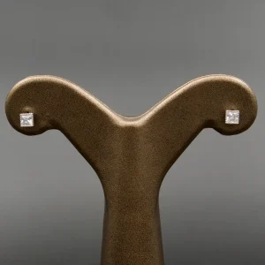 گوشواره نگین دار نقره زنانه - میخی - طرح مربع