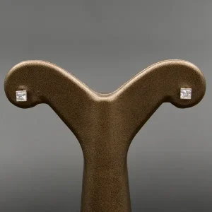 گوشواره نگین دار نقره زنانه - میخی - طرح مربع