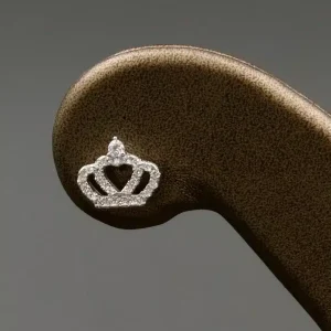 گوشواره نگین دار نقره زنانه - میخی - طرح تاج ملکه