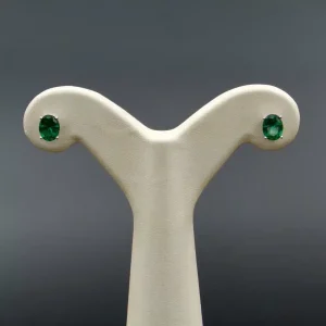 گوشواره نگین دار نقره زنانه - میخی - طرح زمرد