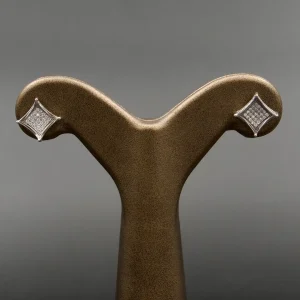 گوشواره نگین دار نقره زنانه - میخی - طرح مربعی مقعر