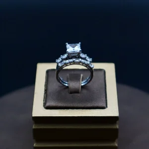 حلقه نقره زنانه سولیتر با آبکاری طلا کد WR-28